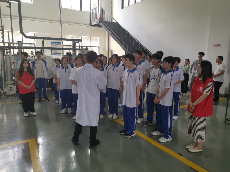 省鎢與稀土質(zhì)檢中心開展“守護(hù)實(shí)驗(yàn)室安全”平安宣傳活動(dòng)